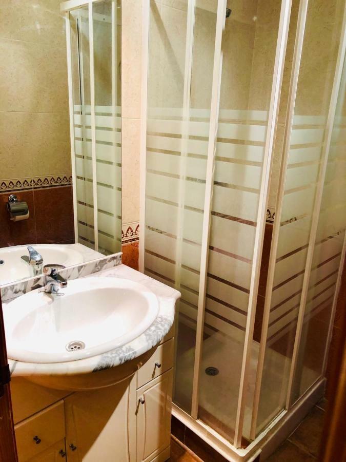 Hostal Matias Abades  Eksteriør billede
