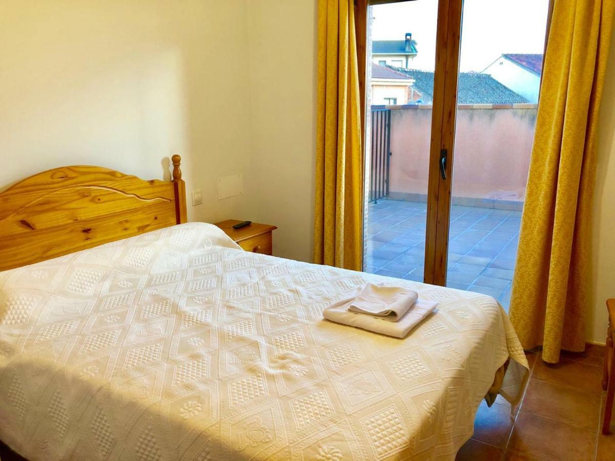 Hostal Matias Abades  Eksteriør billede